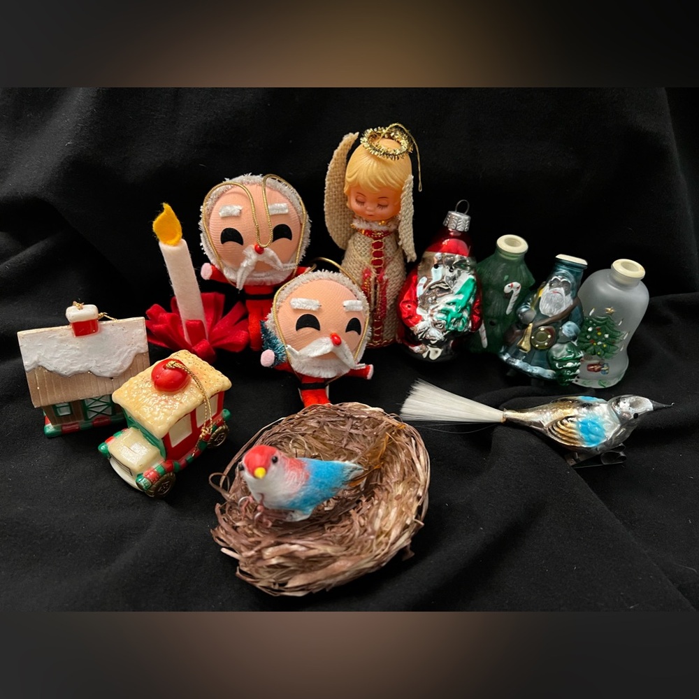 Group of vintage Christmas ornaments